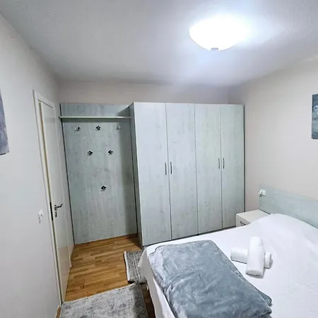 Center - Aal Apartman Tirana